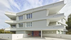 Mangelware – barrierearme Mietwohnungen. Dieses Wohnhaus mit Aufzug wurde vom renommierten Stuttgarter Architekturbüro  LRO Architekten entworfen. Foto: Roland Halbe/Roland Halbe