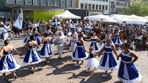 Sindelfingen feiert Vielfalt: Tanzdarbietung der  portugiesischen  Folkloregruppe Encontro na Berlenga auf dem Marktplatz. Foto: Eibner/W. Frank