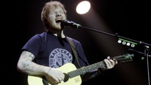 Ed Sheeran hat die elfjährige Melody auf sein Konzert nach London eingeladen. Beim Soundcheck war sie als Ehrengast mit dabei. Foto: EPA