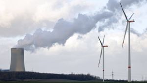 Grün statt fossil: Erneuerbare Energien sollen Kohlekraftwerke ablösen. Foto: imago//Christoph Hardt