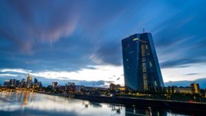 Die Europäische Zentralbank hat ihren Zinsausblick geändert. Foto: dpa/Boris Roessler