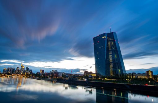 Die Europäische Zentralbank hat ihren Zinsausblick geändert. Foto: dpa/Boris Roessler