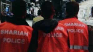 In Wuppertal waren die Männer als „Scharia-Polizei“ unterwegs. Foto: dpa