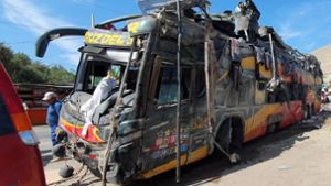 Tödlicher Busunfall in Peru Foto: AFP/JAVIER CASIMIRO