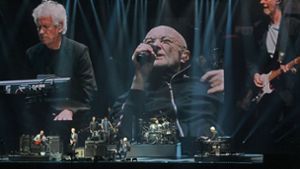 Toy Banks, Phil Collins und Mike Rutherford bei einem Genesis -Konzert im März 2022 in Hannover Foto: IMAGO/Henning Scheffen