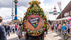 In diesem Jahr soll das Cannstatter Volksfest deutlich mehr Besucher angezogen haben. Foto: IMAGO/Arnulf Hettrich/IMAGO/Arnulf Hettrich