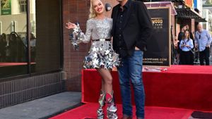 Gwen Stefani mit Ehemann Blake Shelton auf dem Walk of Fame in Hollywood. Foto: FREDERIC J. BROWN / AFP via Getty Images
