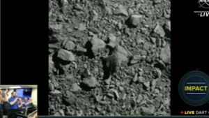 Erstmals ist eine Sonde der US-Raumfahrtbehörde Nasa bei einem Abwehr-Test absichtlich in einen Asteroiden gekracht. Foto: dpa/ASI