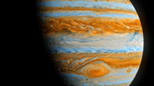 Jupiter ist der größte Planet des Sonnensystems. Er strahlt in einem hellen, glänzend weißen Licht. Foto: Flash My Pixel/Adobe Stock