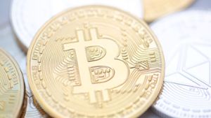 Der Bitcoin hat erneut an Wert verloren - in seinem Schatten gab auh die zweitgrößte Kryptowährung Ether nach. Foto: Fernando Gutierrez-Juarez/dpa