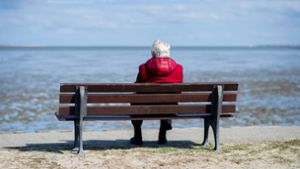 Den Lebensabend genießen? In diesem Jahr soll die Renten in Deutschland spürbar steigen. Foto: Hauke-Christian Dittrich/dpa