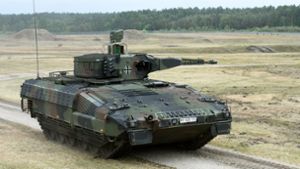 Der Schützenpanzer „Puma“ gilt als einer der schwersten und ist mit einem Preis von 17 Millionen Euro pro Stück der teuerste Schützenpanzer der Welt. Foto: dpa/Holger Hollemann