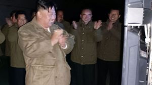 Nordkoreas Machthaber Kim Jong Un sprach von einer „deutlichen Warnung an die Feinde“. Foto: dpa