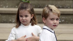 Prinz George mit seiner Schwester Charlotte im Jahr 2018 Foto: dpa/Steve Parsons