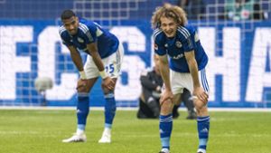 Der FC Schalke 04 steht momentan auf einem Abstiegsplatz. Foto: dpa/David Inderlied