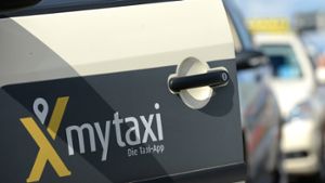 Die Daimler-Tochter Mytaxi fusioniert mit der Londoner Taxi-App Hailo zu Europas größtem Taxi-Netzwerk. Foto: dpa