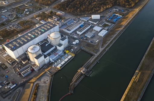 Ein Luftbild des umstrittenen Kernkraftwerks Fessenheim. Foto: AFP/Sebastien Bozon