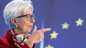 EZB-Chefin Christine Lagarde will die Inflationsrate in Richtung 2,0 Prozent drücken. Foto: dpa/Boris Roessler