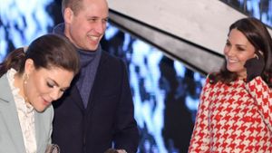Prinz William und Prinzessin Kate (r.) mit Kronprinzessin Victoria im Jahr 2018. Foto: imago images/TT