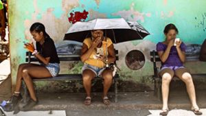 Seit dem 6. Dezember vergangenen Jahres haben die Kubaner zwar Internet – dafür gehen jetzt Essen und Hygieneprodukte zur Neige. Foto: dpa