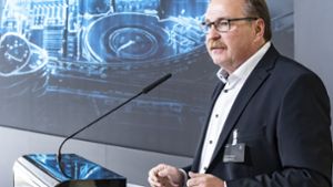Michael Häberle fordert, den E-Motor für künftige Fahrzeuggenerationen am Standort Untertürkheim montieren zu können. Foto: /Mercedes-Benz AG