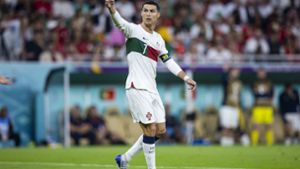 Cristiano Ronaldo hat laut Medienberichten bei Al-Nassr unterschrieben. Foto: dpa/Tom Weller