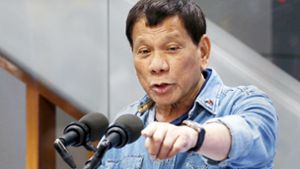 Gebärdet sich als harter Kämpfer gegen den Drogenhandel: der philippinische Präsident Duterte. Foto: AP