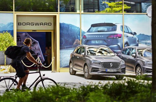 Vor einem Jahr eröffnete Borgward  in  Stuttgart   sein erstes Markenzentrum. Heute sieht es darin trist und grau aus. Foto: Lichtgut/Max Kovalenko