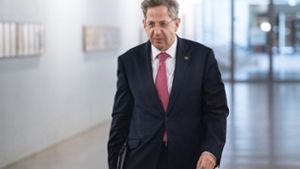 Verfassungsschutzpräsident Hans-Georg Maaßen steht heftig in der Kritik. Foto: dpa