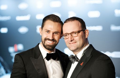 Jens Spahn (r.) und Daniel Funke haben geheiratet. Foto: dpa-Zentralbild