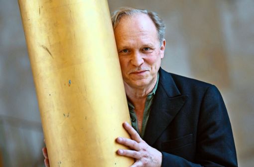 Der Schauspieler, Musiker und Autor Ulrich Tukur in der Goldhalle des Hessischen Rundfunks. Foto: picture alliance/dpa/Arne Dedert