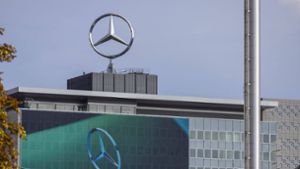 Mercedes-Stammsitz in Untertürkheim – die deutsche Wirtschaft zieht an der japanischen vorbei. (Archivbild) Foto: IMAGO/Arnulf Hettrich/IMAGO/Arnulf Hettrich