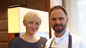 Kathrin und Denis Feix sind weiterhin Angestellte im Hotel am Schlossgarten. Foto: Marisa Sass-Baitis