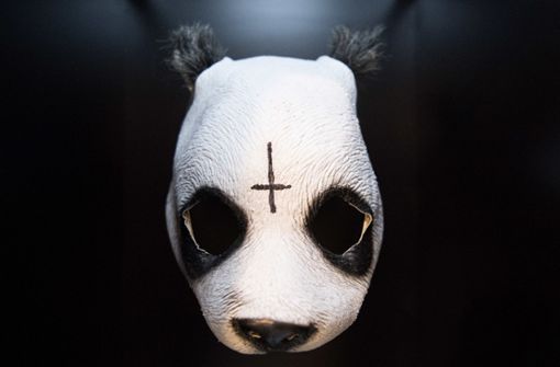 Spekulationen um die Zukunft des Vorzeige-Maskenträgers Cro Foto: dpa/Sebastian Gollnow