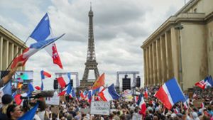 Franzosen protestieren gegen  Coronamaßnahmen der Regierung. Foto: dpa/Rafael Yaghobzadeh
