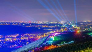 Der „Leuchtende Weinberg“ gehört zu den größten Events seiner Art in der Region. Foto: Stadt Weinstadt