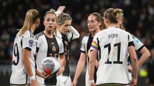 Die Partie gegen Frankreich haben sich die DFB-Frauen anders vorgestellt. Foto: dpa/Sebastian Gollnow