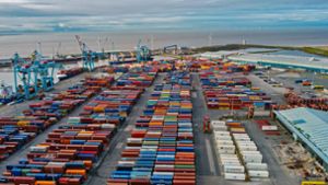 Blick in den Hafen von Liverpool: Ein Jahr nach dem Brexit gibt es erneut Änderungen beim Import von Waren aus der Europäischen Union. Foto: dpa/Peter Byrne