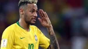 Brasiliens Superstar Neymar Jr. schwört seine Mannschaft auf das Achtelfinale gegen Mexiko ein. Foto: AP