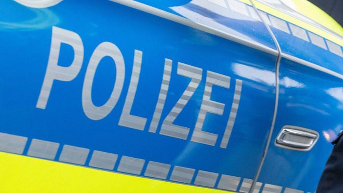 Am Bahnhof in Marbach: Unbekannter schlägt 14-Jährigem ins Gesicht