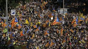 In Barcelona demonstrieren mehr als 100 0000 Separatisten. Foto: AP