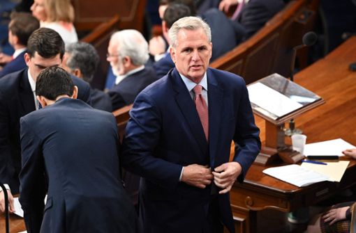 Kevin McCarthy möchte Vorsitzender des US-Repräsentantenhauses werden. Doch seine eigenen Parteikollegen verweigern bisher die Gefolgschaft. Foto: AFP/MANDEL NGAN