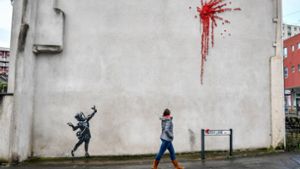 In der Nacht zu Freitag ist ein neues Banksy-Kunstwerk in Britol entstanden. Foto: dpa/Ben Birchall