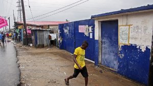 Laut WHO sind die Neuinfektionen mit Ebola in Liberia rückläufig. Foto: EPA