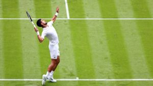 Bereits sieben Mal gewann der serbische Tennisprofi Novak Djokovic das prestigeträchtige Turnier in London. Foto: IMAGO/Shutterstock/IMAGO/Simon Dael/Shutterstock