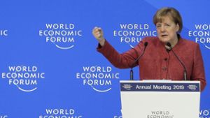 Bundeskanzlerin Angela Merkel spricht auf dem Weltwirtschaftsforum in Davos – und betont dort, dass Deutschlands Zukunft in der Europäischen Union liege. Foto: dpa
