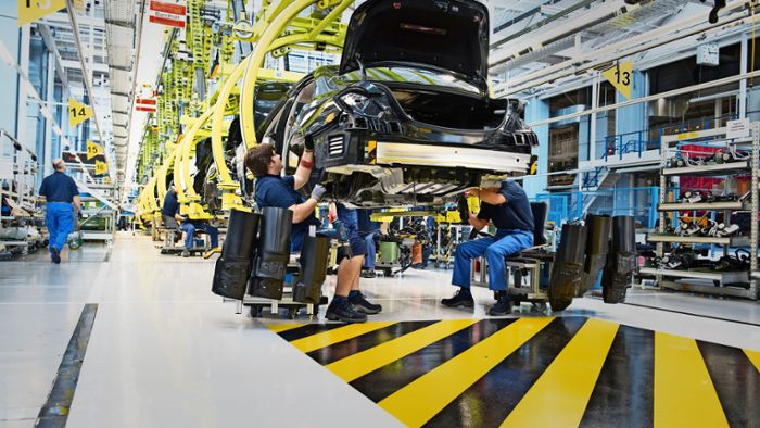 Daimler will Talfahrt der Autosparte stoppen