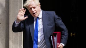 Premier Boris Johnson will von Rücktritt nichts wissen. /Tayfun Salci Foto: dpa/Frank Augstein