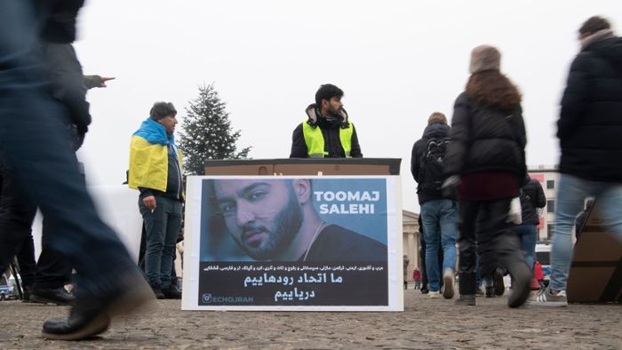 Zeitung: Iranischer Rapper Salehi zum Tode verurteilt