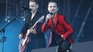 Dave Gahan (rechts) und Martin Gore von Depeche Mode beim Konzert am 18. Juni in Zürich Foto: dpa